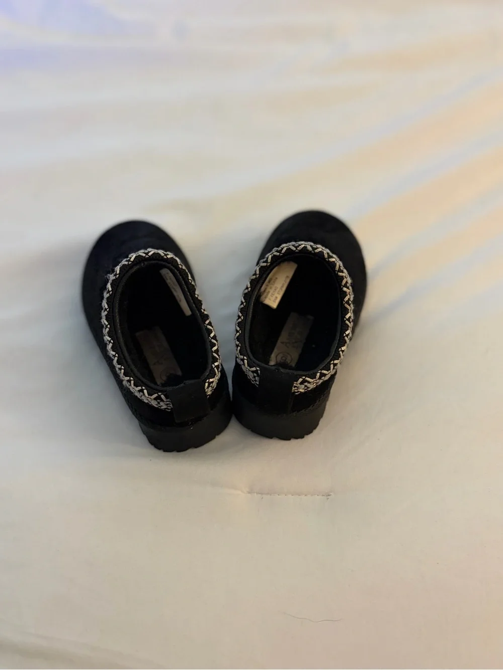 N/A comfortable toddler